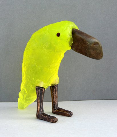 Žlutý ptáček, přibližně 10x15x5 cm, sklo, 30 000 Kč (bez DPH)