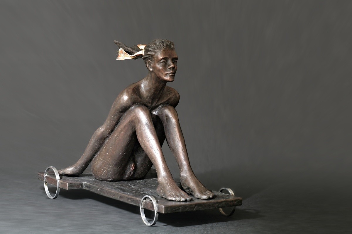 Annanakáře, 2016, bronz, 32 cm x 58 cm x 43 cm, 105 000,- Kč (bez DPH)